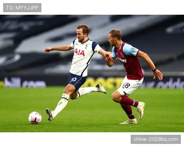 凯恩与哈里·维尔克斯锋线角色转换中的射门效率差异解析