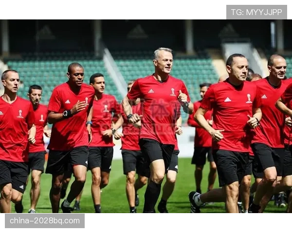 犯规判定：裁判如何依据力度、意图与接触做出判罚